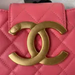 24C-Classic-Quilted-Lambskin-Small-Messenger-Flap-Bag-AS4609-Rosy-24C-Classic-Quilted-Lambskin-Small-Messenger-Flap-Bag-AS4609-Rosy-3.webp
