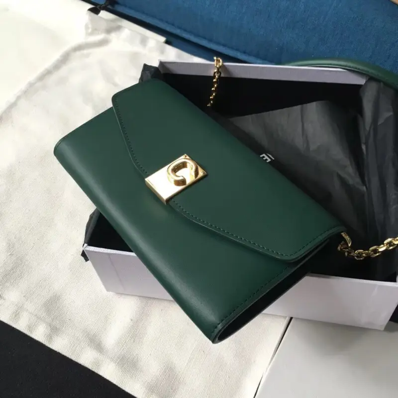 C-Clasp-Wallet-on-a-Chain-in-Smooth-Calfskin-10B903-Green-C-Clasp-Wallet-on-a-Chain-in-Smooth-Calfskin-10B903-Green-1.webp