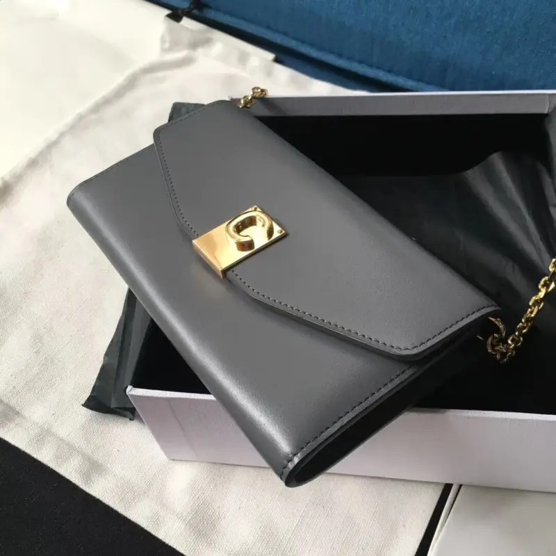C-Clasp-Wallet-on-a-Chain-in-Smooth-Calfskin-10B903-Grey-C-Clasp-Wallet-on-a-Chain-in-Smooth-Calfskin-10B903-Grey-2.webp