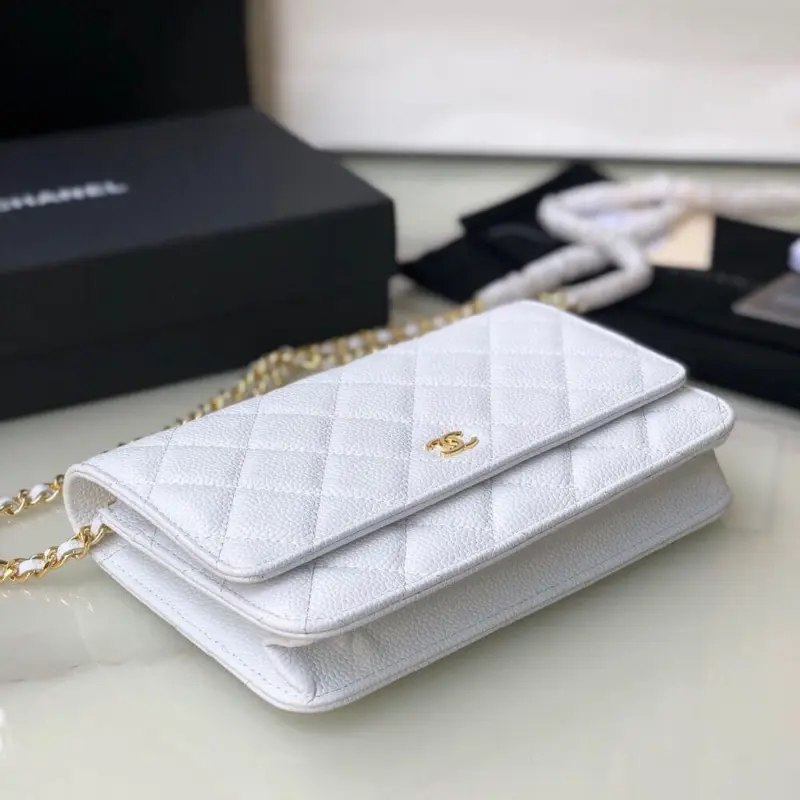 Classic-Caviar-Quilted-Leather-Wallet-On-Chain-Bag-A33814-White-Classic-Caviar-Quilted-Leather-Wallet-On-Chain-Bag-A33814-White-3.webp