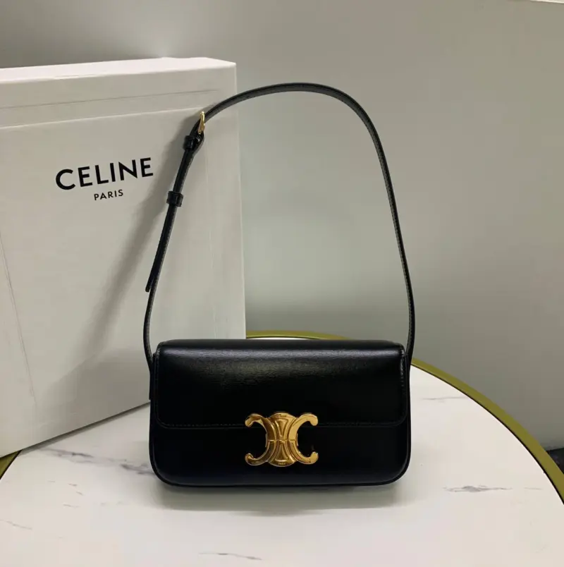 Classic-Flap-Shoulder-Bag-in-Shiny-Calfskin-Leather-194143-Black-Classic-Flap-Shoulder-Bag-in-Shiny-Calfskin-Leather-194143-Black-4.webp