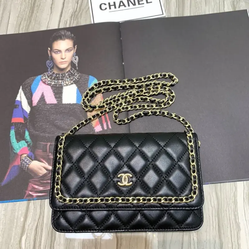 Classic-Quilted-Lambskin-Leather-Flap-Chain-Shoulder-Bag-86058-Black-Classic-Quilted-Lambskin-Leather-Flap-Chain-Shoulder-Bag-86058-Black-1.webp