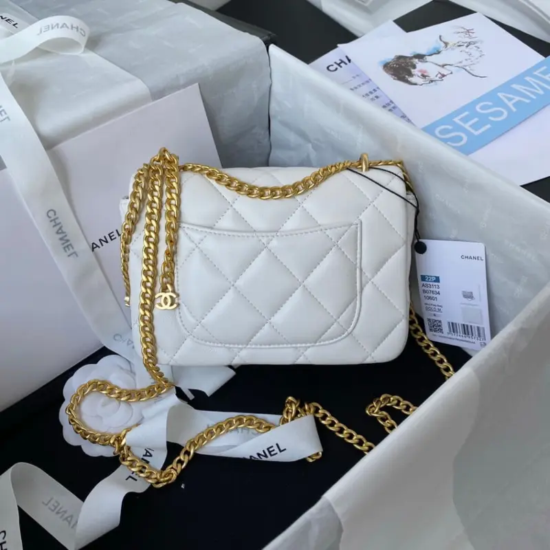 Classic-Quilted-Lambskin-Mini-Flap-Shoulder-Bag-AS3113-White-Classic-Quilted-Lambskin-Mini-Flap-Shoulder-Bag-AS3113-White-2.webp