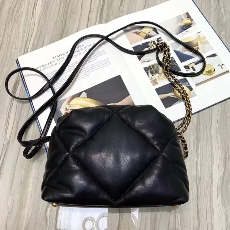 Classic-Quilted-Leather-Small-Top-Handle-Bowling-Bag-AS0781-Black-Classic-Quilted-Leather-Small-Top-Handle-Bowling-Bag-AS0781-Black-2.webp