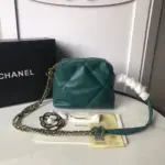 Classic-Quilted-Leather-Small-Top-Handle-Bowling-Bag-AS0781-Green-Classic-Quilted-Leather-Small-Top-Handle-Bowling-Bag-AS0781-Green-1.webp