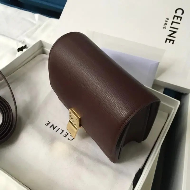 Classic-Small-Shoulder-Bag-in-Smooth-Box-Calfskin-189183-Burgundy-Classic-Small-Shoulder-Bag-in-Smooth-Box-Calfskin-189183-Burgundy-3.webp