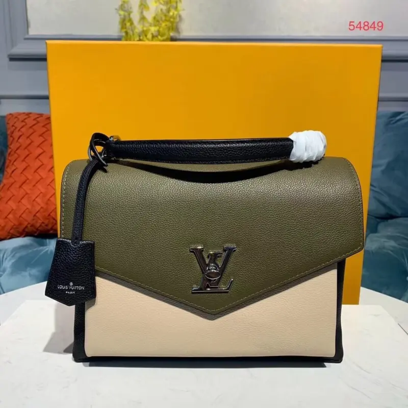 Convertible-Chain-Strap-Lock-Flap-Shoulder-Bag-M53891-M54849-M55816-Green-Convertible-Chain-Strap-Lock-Flap-Shoulder-Bag-M53891-M54849-M55816-Green-2.webp
