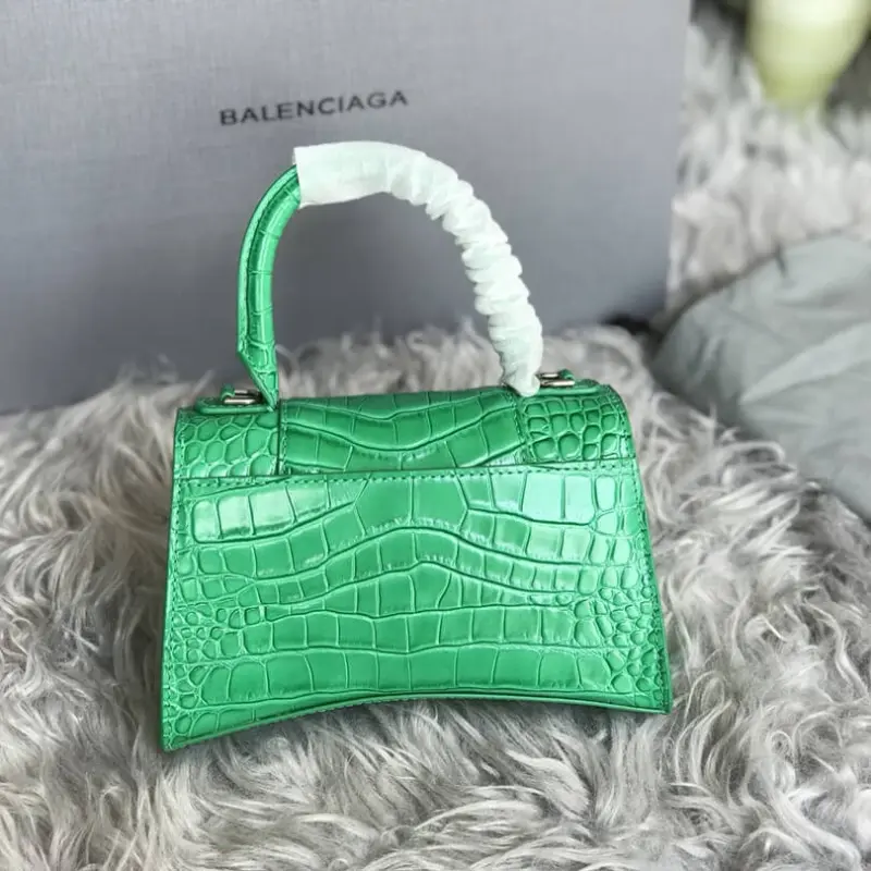 Curved-Top-Handle-Hourglass-XS-Croc-Effect-Leather-Tote-Green-Curved-Top-Handle-Hourglass-XS-Croc-Effect-Leather-Tote-Green-2.webp