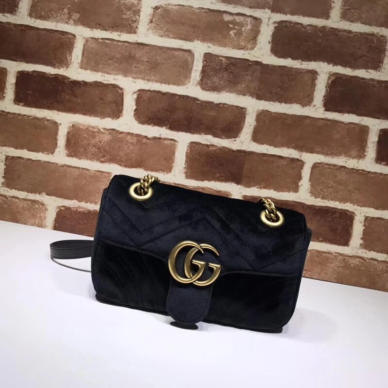 GG-Marmont-Quilted-Velvet-Chain-Strap-Shoulder-Bag-446744-Black-GG-Marmont-Quilted-Velvet-Chain-Strap-Shoulder-Bag-446744-Black-2.webp