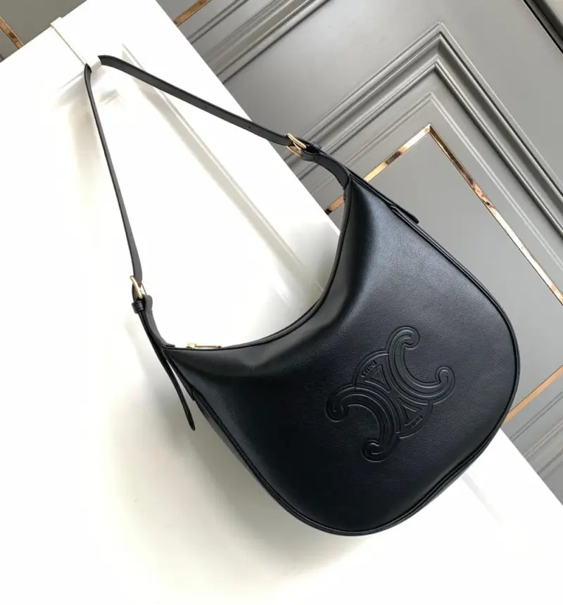 Heloise-Shoulder-Bag-Crafted-in-Supple-Calfskin-Leather-114713-Black-Heloise-Shoulder-Bag-Crafted-in-Supple-Calfskin-Leather-114713-Black-1.webp