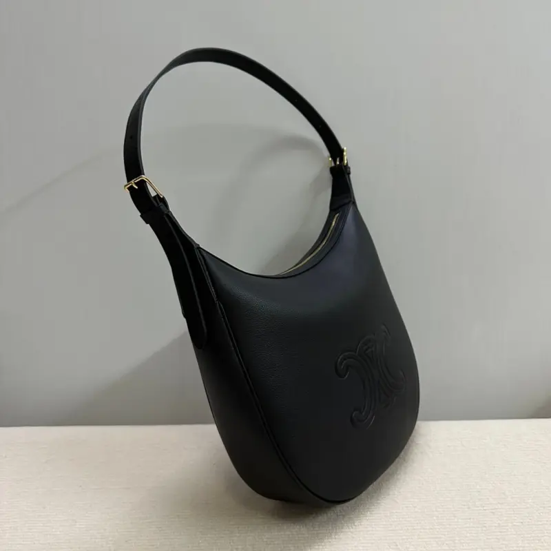 Heloise-Shoulder-Bag-Crafted-in-Supple-Calfskin-Leather-114713-Black-Heloise-Shoulder-Bag-Crafted-in-Supple-Calfskin-Leather-114713-Black-3.webp