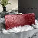 Hourglass-S-Top-Handle-Tote-in-Croc-Effect-Leather-Burgundy-Hourglass-S-Top-Handle-Tote-in-Croc-Effect-Leather-Burgundy-3.webp