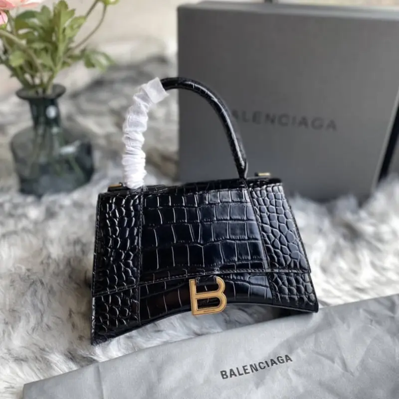 Hourglass-S-Top-Handle-Tote-in-Croc-Effect-Leather-Nior-Hourglass-S-Top-Handle-Tote-in-Croc-Effect-Leather-Nior-1.webp