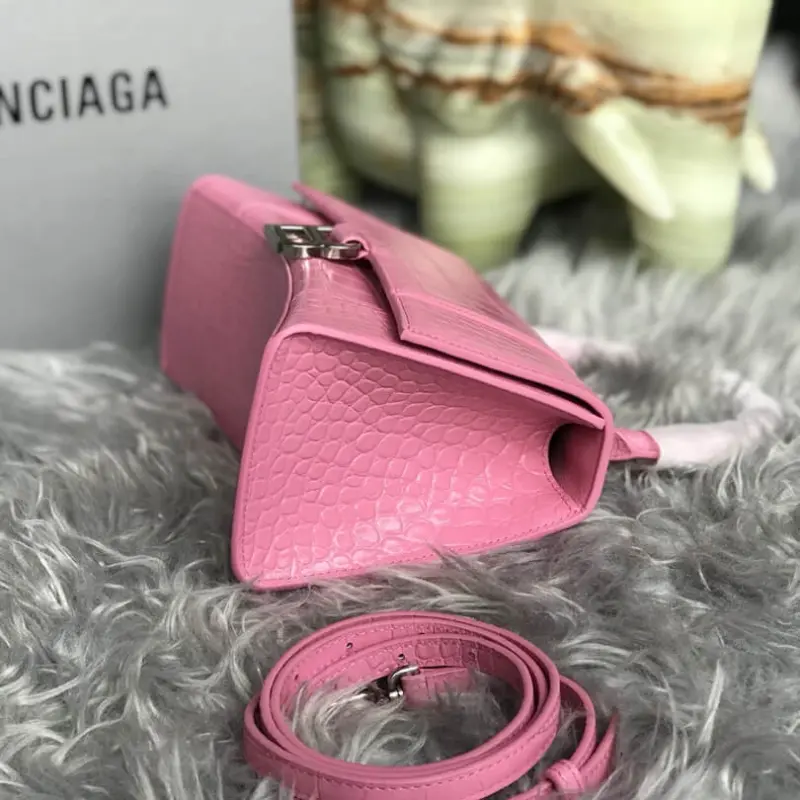 Hourglass-S-Top-Handle-Tote-in-Croc-Effect-Leather-Pink-Hourglass-S-Top-Handle-Tote-in-Croc-Effect-Leather-Pink-3.webp