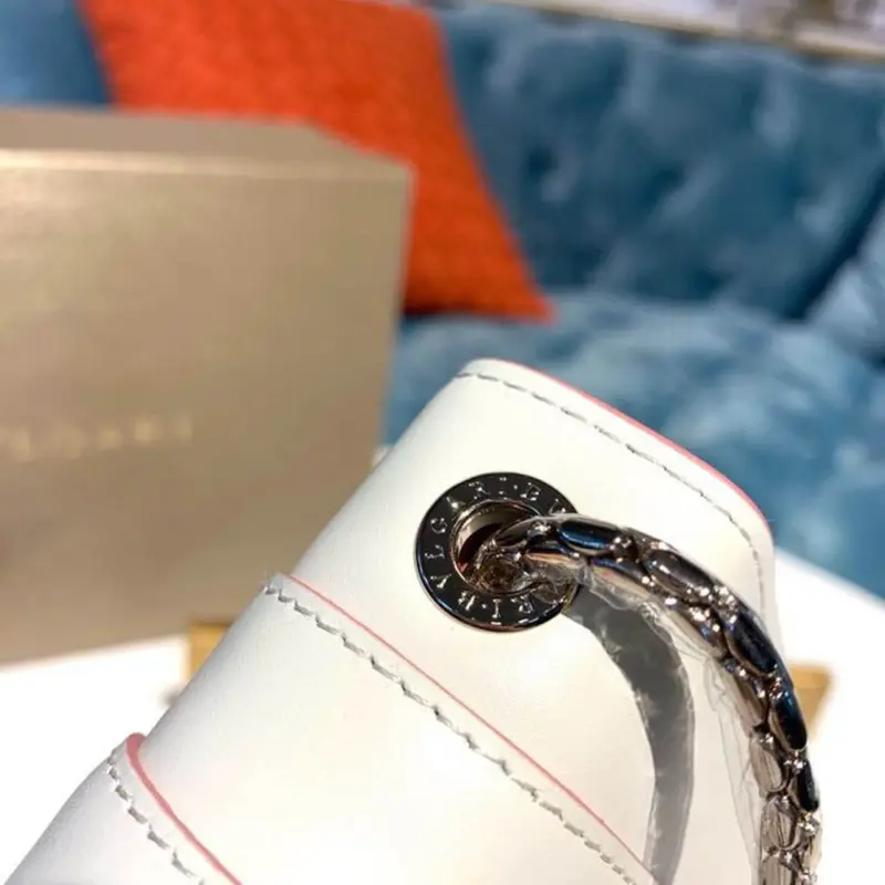 Iconic-Snake-Head-Forever-Flap-Crossbody-Shoulder-Bag-287555-White-Iconic-Snake-Head-Forever-Flap-Crossbody-Shoulder-Bag-287555-White-3.webp