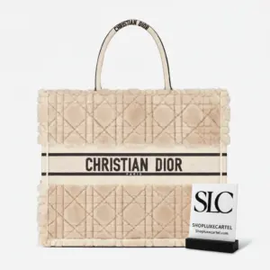 Large Book Style Tote in Beige Cannage Shearling M1286