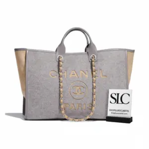 Large Deauville Shopping Tote in Grey Wool Felt A60598