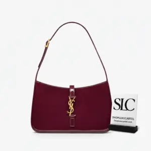 Le 5 A 7 Hobo Bag in Shiny Patent Leather 657228