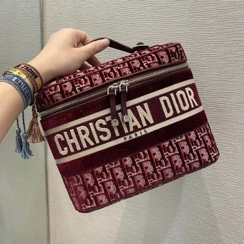 Luxury-Oblique-Pattern-Travel-Vanity-Cosmetic-Case-Bag-S5417-Burgundy-Luxury-Oblique-Pattern-Travel-Vanity-Cosmetic-Case-Bag-S5417-Burgundy-2.webp