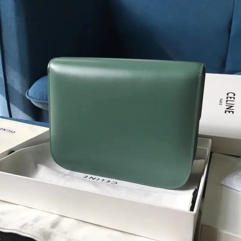 Medium-Classic-Shoulder-Bag-in-Polished-Box-Calfskin-189173-Light-Green-Medium-Classic-Shoulder-Bag-in-Polished-Box-Calfskin-189173-Light-Green-3.webp