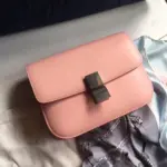 Medium-Classic-Shoulder-Bag-in-Polished-Box-Calfskin-189173-Pink-Medium-Classic-Shoulder-Bag-in-Polished-Box-Calfskin-189173-Pink-1.webp