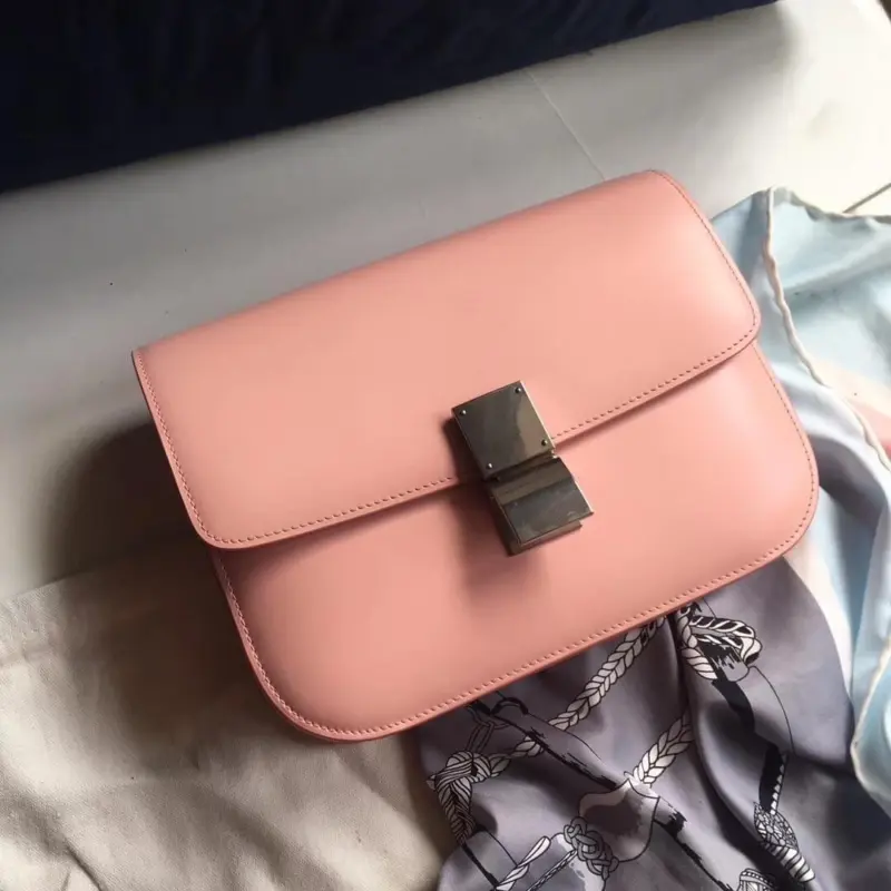 Medium-Classic-Shoulder-Bag-in-Polished-Box-Calfskin-189173-Pink-Medium-Classic-Shoulder-Bag-in-Polished-Box-Calfskin-189173-Pink-1.webp