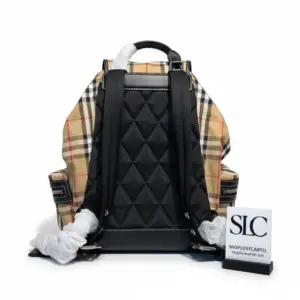 Medium Crossbody Rucksack in Classic Vintage Check Print 40731121