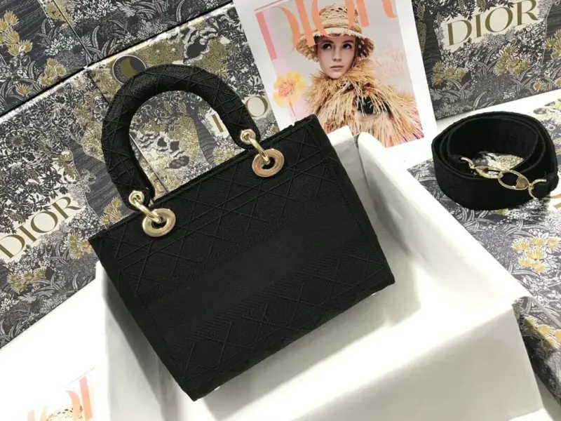 Medium-Lady-D-Lite-Top-Handle-Cannage-Embroidery-Bag-M0565-Black-Medium-Lady-D-Lite-Top-Handle-Cannage-Embroidery-Bag-M0565-Black-5.webp