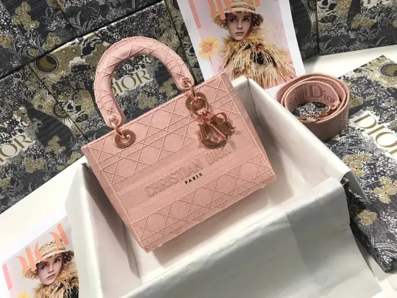 Medium-Lady-D-Lite-Top-Handle-Cannage-Embroidery-Bag-M0565-Pink-Medium-Lady-D-Lite-Top-Handle-Cannage-Embroidery-Bag-M0565-Pink-2.webp