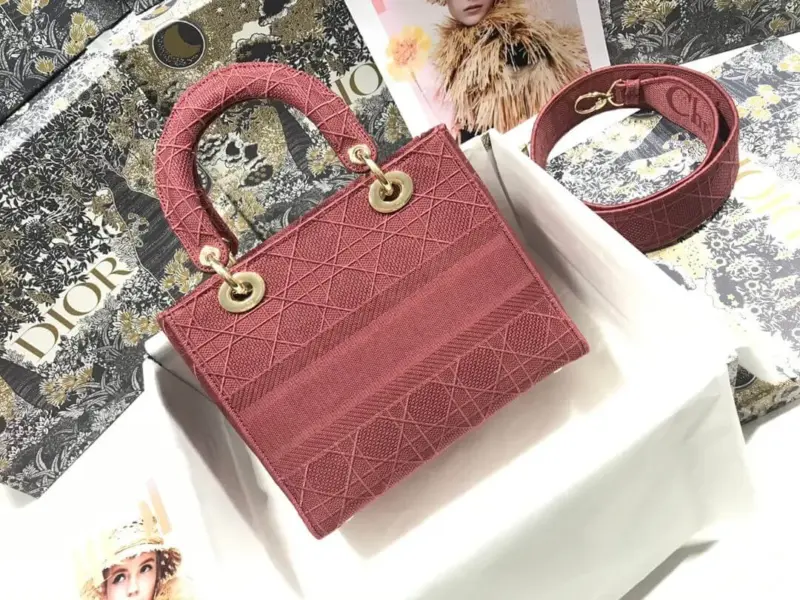 Medium-Lady-D-Lite-Top-Handle-Cannage-Embroidery-Bag-M0565-Red-Medium-Lady-D-Lite-Top-Handle-Cannage-Embroidery-Bag-M0565-Red-3.webp