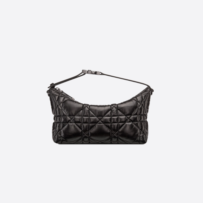 Medium-Nomad-Pouch-with-Quilted-Macrocannage-Calfskin-Leather-S5554-Black-Medium-Nomad-Pouch-with-Quilted-Macrocannage-Calfskin-Leather-S5554-Black-1.webp