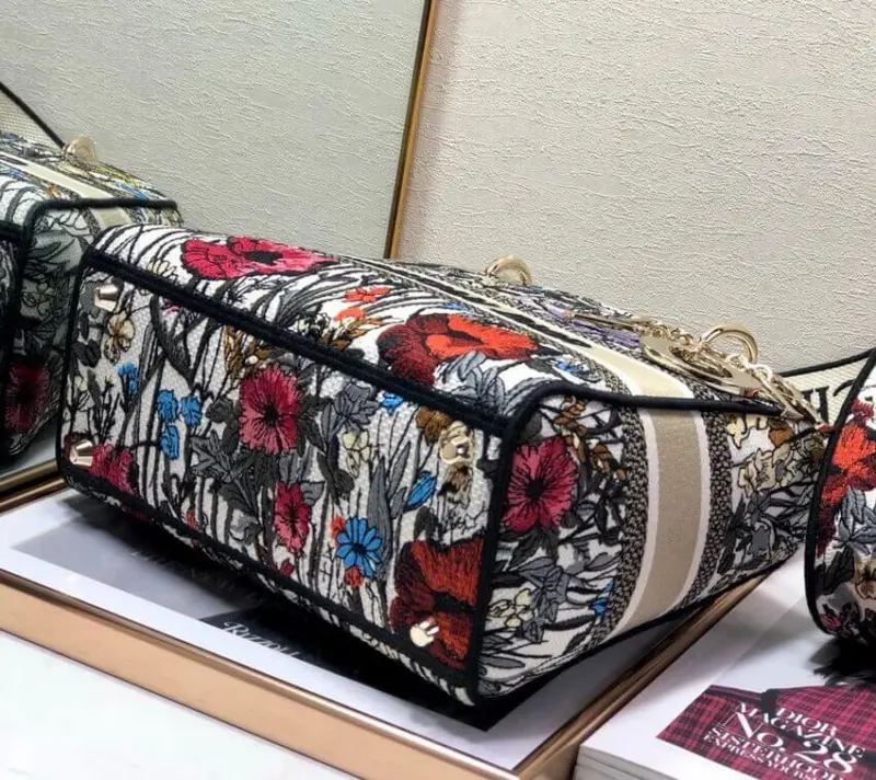 Medium-Top-Handle-Bag-with-Multicolor-Floral-Embroidery-M0565-8.webp