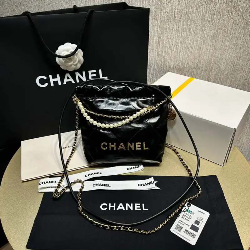 Mini-22-Shoulder-Bag-with-Pearl-Chain-in-Crumpled-Calfskin-AS3980-Black-Mini-22-Shoulder-Bag-with-Pearl-Chain-in-Crumpled-Calfskin-AS3980-Black-6.webp