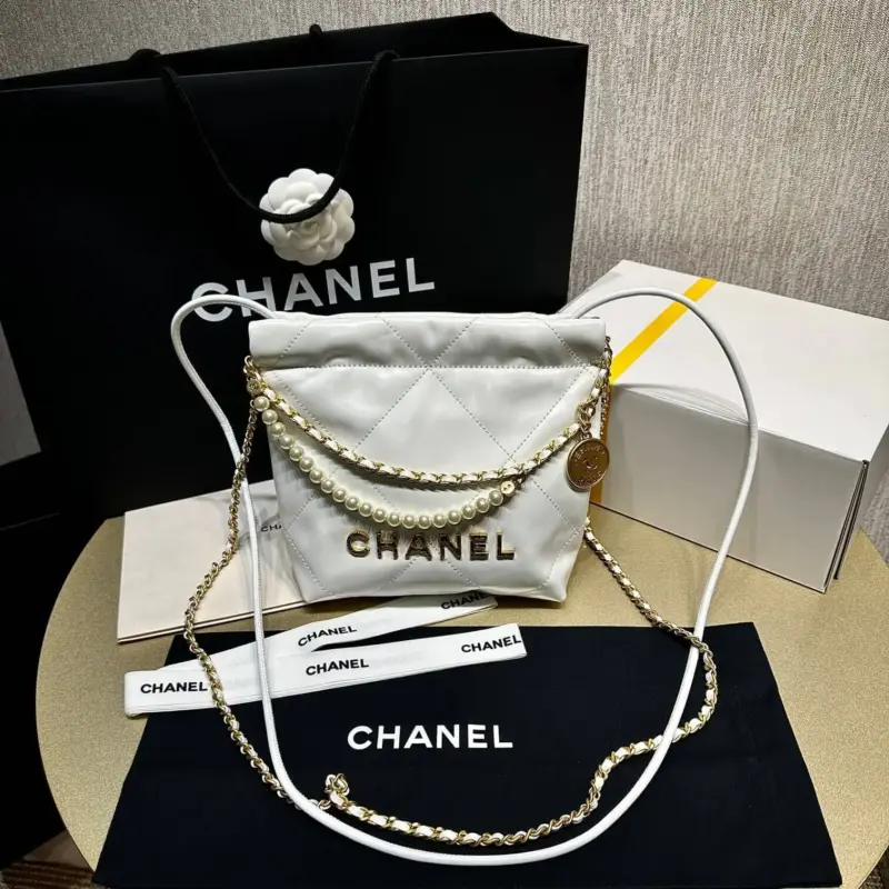 Mini-22-Shoulder-Bag-with-Pearl-Chain-in-Crumpled-Calfskin-AS3980-White-Mini-22-Shoulder-Bag-with-Pearl-Chain-in-Crumpled-Calfskin-AS3980-White-2.webp