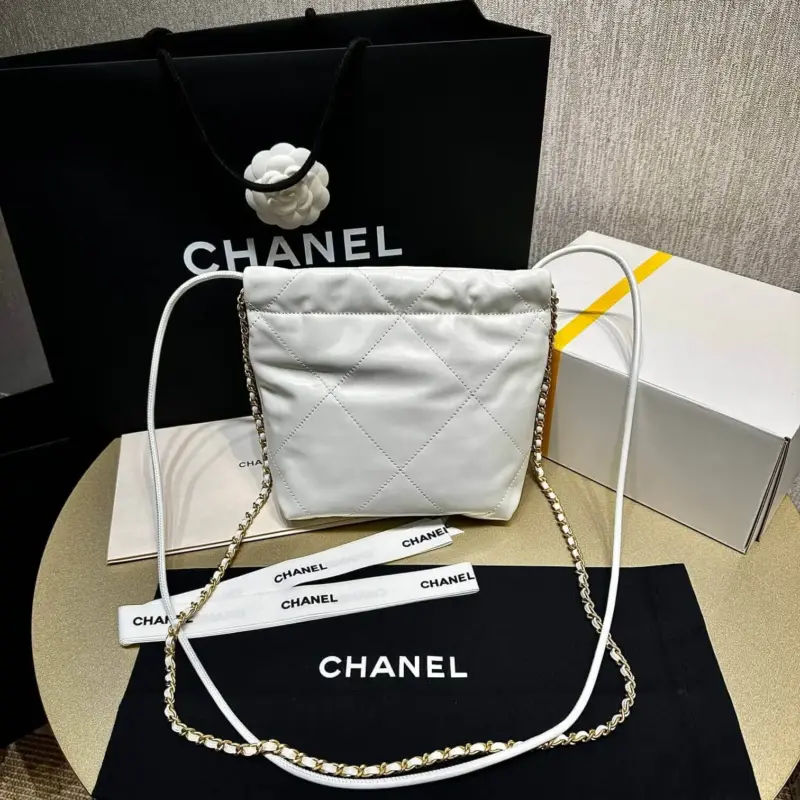 Mini-22-Shoulder-Bag-with-Pearl-Chain-in-Crumpled-Calfskin-AS3980-White-Mini-22-Shoulder-Bag-with-Pearl-Chain-in-Crumpled-Calfskin-AS3980-White-3.webp