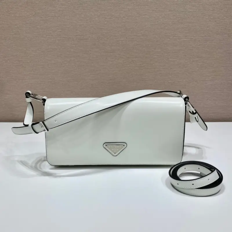 Modern-Minimalist-Brushed-Leather-Femme-Shoulder-Bag-1BD323-White-Modern-Minimalist-Brushed-Leather-Femme-Shoulder-Bag-1BD323-White-5.webp