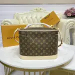 Monogram-Canvas-Nice-Toiletry-Cosmetic-Travel-Organizer-Bag-M47280-4.webp