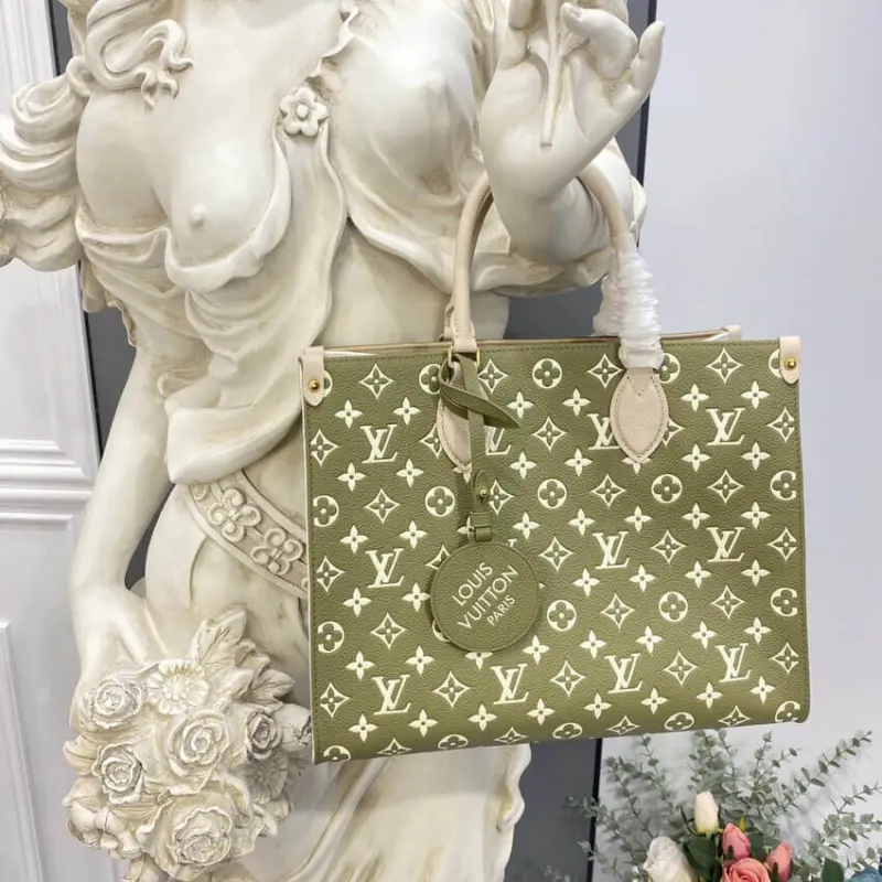 Monogram-Print-Large-Tote-Shoulder-Bag-Onthego-MM-M46128-M46060-Khaki-Monogram-Print-Large-Tote-Shoulder-Bag-Onthego-MM-M46128-M46060-Khaki-4.webp