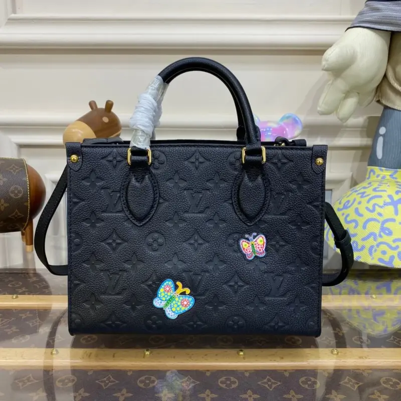 OnTheGo-PM-Top-Handle-Bag-with-Flower-Marquetry-M21732-Black-OnTheGo-PM-Top-Handle-Bag-with-Flower-Marquetry-M21732-Black-2.webp