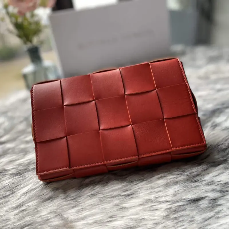 Padded-Maxi-Woven-Cassette-Crossbody-Shoulder-Bag-578004-Red-Padded-Maxi-Woven-Cassette-Crossbody-Shoulder-Bag-578004-Red-1.webp