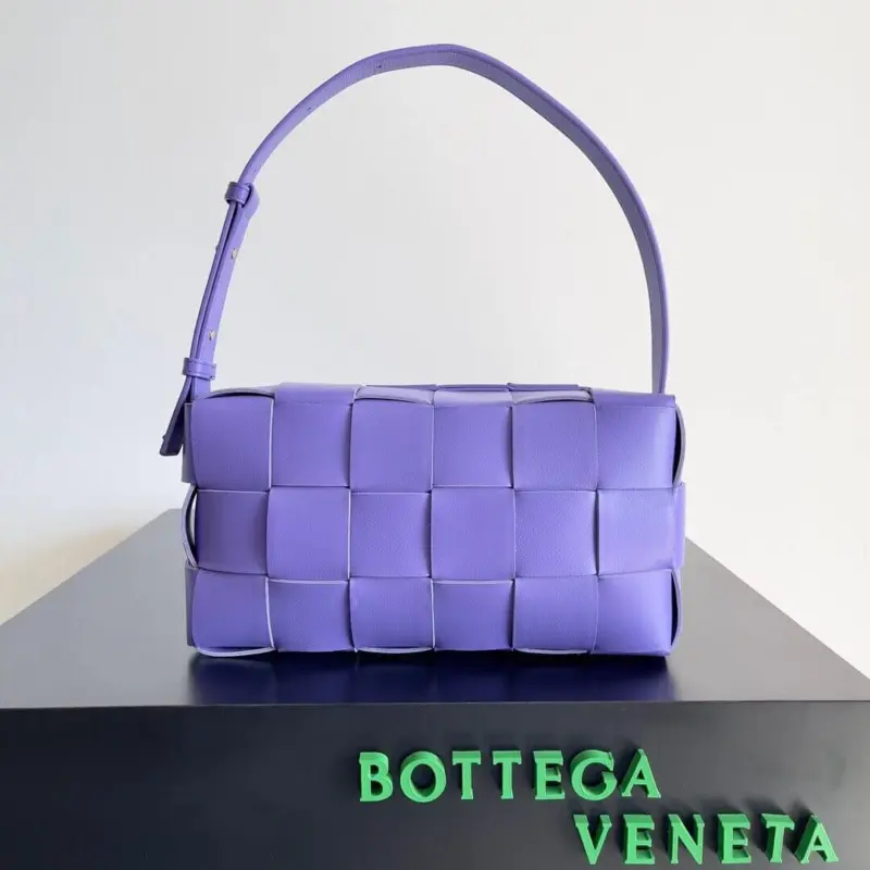 Padded-Woven-Leather-Cassette-Crossbody-Shoulder-Bag-in-Purple-2.webp
