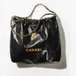 Quilted-22-Large-Hobo-Handbag-in-Shiny-Calfskin-AS3261-Black-Quilted-22-Large-Hobo-Handbag-in-Shiny-Calfskin-AS3261-Black-1.webp