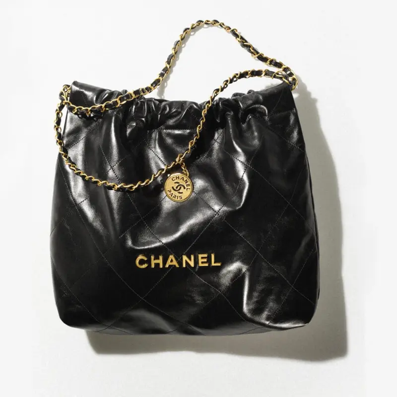 Quilted-22-Large-Hobo-Handbag-in-Shiny-Calfskin-AS3261-Black-Quilted-22-Large-Hobo-Handbag-in-Shiny-Calfskin-AS3261-Black-1.webp