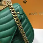 Quilted-Calfskin-Leather-Chain-Shoulder-Bag-MM-M51946-Green-Quilted-Calfskin-Leather-Chain-Shoulder-Bag-MM-M51946-Green-3.webp