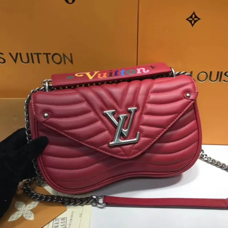 Quilted-Calfskin-Leather-Chain-Shoulder-Bag-MM-M51946-Red-Quilted-Calfskin-Leather-Chain-Shoulder-Bag-MM-M51946-Red-2.webp