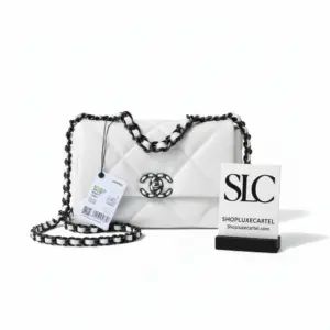 Quilted Classic 19 Flap Shoulder Bag with Chain Strap AS1160 B02511