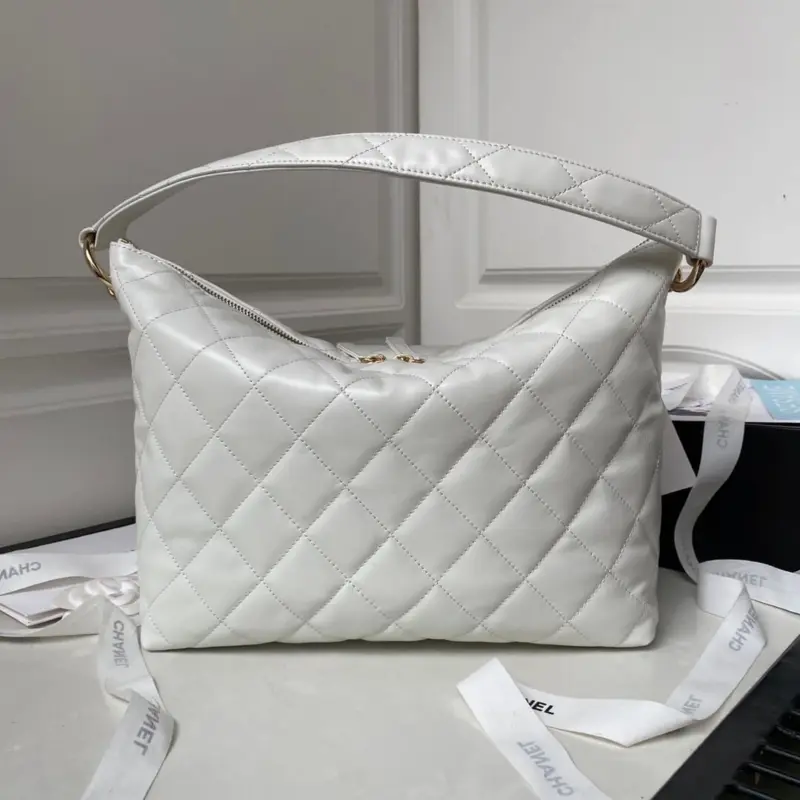 Quilted-Crescent-Shape-Shoulder-Hobo-Bag-AS4347-White-Quilted-Crescent-Shape-Shoulder-Hobo-Bag-AS4347-White-2.webp