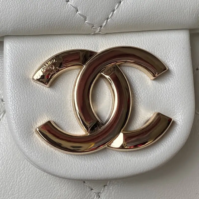 Quilted-Crescent-Shape-Shoulder-Hobo-Bag-AS4347-White-Quilted-Crescent-Shape-Shoulder-Hobo-Bag-AS4347-White-3.webp