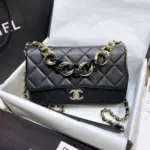 Quilted-Flap-Shoulder-Bag-with-Large-Bi-Color-Chain-AS1353-Black-Quilted-Flap-Shoulder-Bag-with-Large-Bi-Color-Chain-AS1353-Black-3.webp