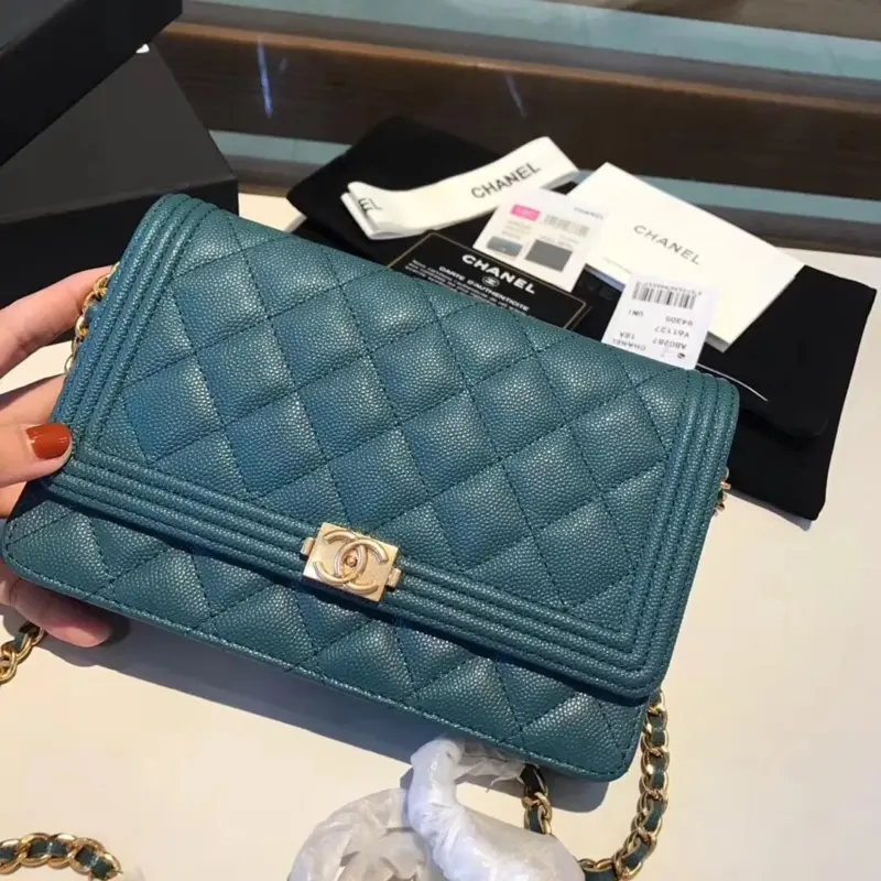 Quilted-Flap-Wallet-on-Chain-Crossbody-Shoulder-Bag-80287-Green-Quilted-Flap-Wallet-on-Chain-Crossbody-Shoulder-Bag-80287-Green-3.webp